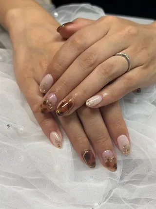 ネイル 三本 綾奈のネイルデザイン