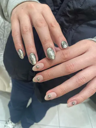 ネイル 細矢 咲花のネイルデザイン