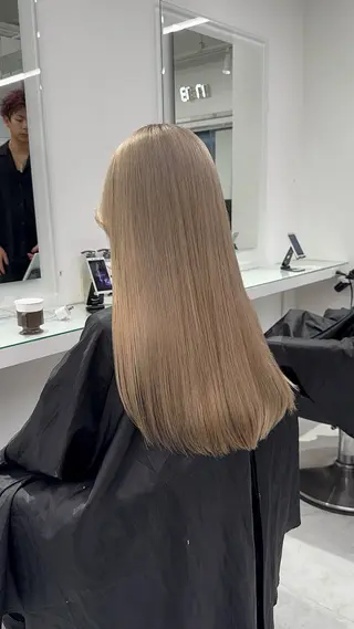 ロング カラー ヘアアレンジ ハイトーン艶カラー 🤍ゆうひのヘアスタイル