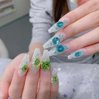 ネイル Queens PUPUのネイルデザイン