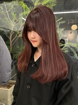 ロング パーマ、ボブ、透明感 カラー、小須田ゆあのヘアスタイル