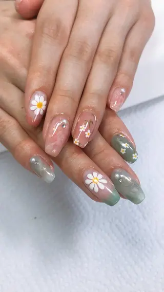 ネイル Horikawa Serinaのネイルデザイン