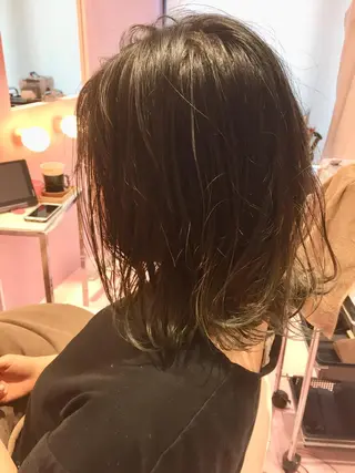 ミディアム 所渉/韓国レイヤー /ウルフカットのヘアスタイル