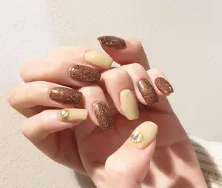 ネイル revia所属・ERI Nailistのネイルデザイン