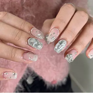 ネイル 宮澤 朱里のネイルデザイン