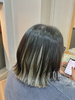 ミディアム hairroomsheeps所属・ハイトーン/ホワイト カラー/SHOKAのヘアスタイル