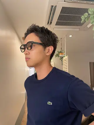 ショート カラー リカ/ハイトーン ・オリーブ🍀のヘアスタイル