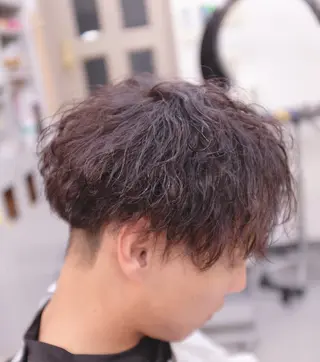 ミディアム 茂木 太郎のヘアスタイル