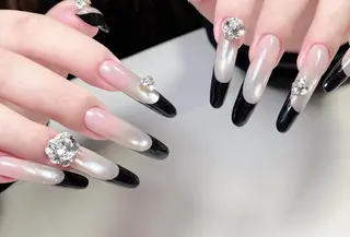 ネイル Pure&Rich Nailのネイルデザイン