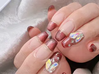 ロング ネイルサロン　ビーズ所属・トータルビューティー サロンビーズ すずのネイルデザイン