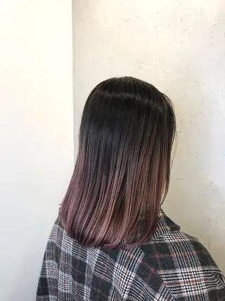 ミディアム カラー ヘアアレンジ ｲﾝﾅｰｶﾗｰ屋さん 🫧伊藤拓実のヘアスタイル