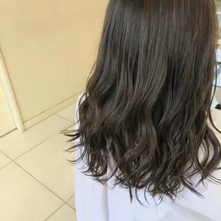 ミディアム カラー 日置 大智のヘアスタイル