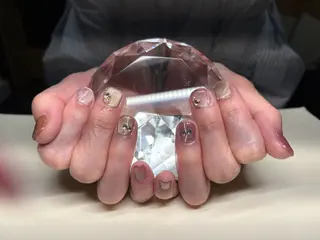 ネイル Rainbow Moonのネイルデザイン