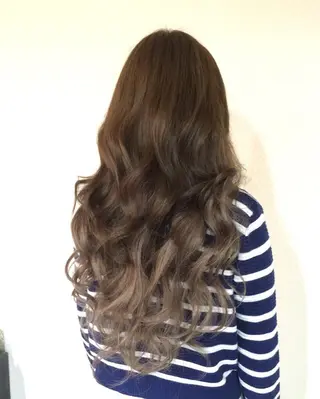 セミロング ロング ヤマグチ ヒカルのヘアスタイル