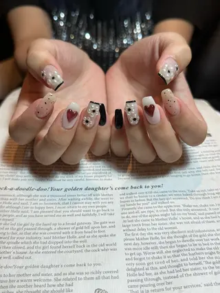 ネイル private nail salon &sumika所属・三輪 絢香のネイルデザイン