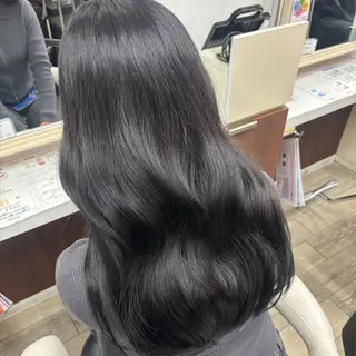 ロング カラー さとう さくらのヘアスタイル