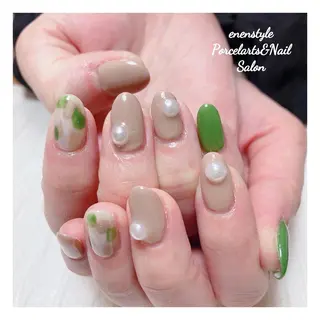 ミディアム ネイル 👑enen style👑のネイルデザイン