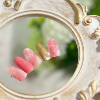 ネイル nailsalon Tree Topの眉毛・アイブロウイメージ