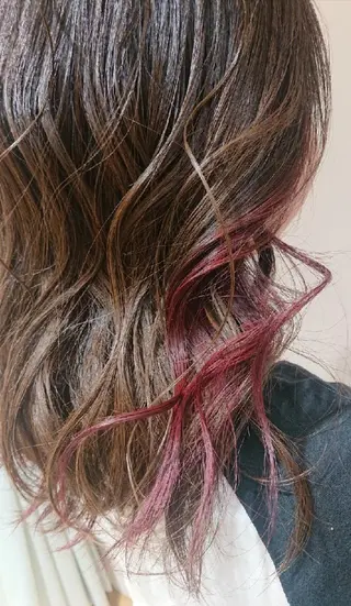 カラー chacha Blanc田中のヘアスタイル