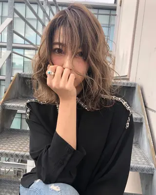セミロング カラー 髪質改善will hairdesignのヘアスタイル