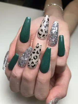 ネイル nailALBA 安蒜良彰のネイルデザイン