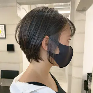 ショート カラー 透明感/オリーブ/ グレージュ/YUKAのヘアスタイル