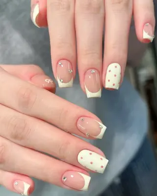 ネイル 高木 維麗絲のネイルデザイン