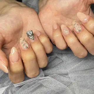 ネイル Renatus Nailのネイルデザイン