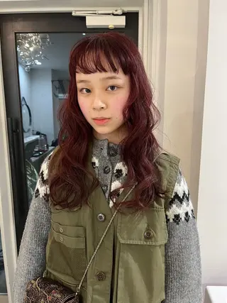 カラー 安食 友哉のヘアスタイル