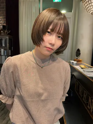 ショート カラー 丸山 風香のヘアスタイル