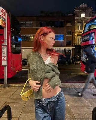 ミディアム カラー GO TODAY シェアサロン Flos店所属・耳つぼジュエリー 👂🏻🌸ayaのエステ・リラクイメージ