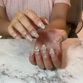 ネイル Ami 🦥のネイルデザイン