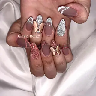 ネイル n'eige nail所属・大谷 綾香のネイルデザイン