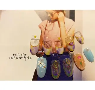 ネイル ﾈｲﾙﾙｰﾑﾘｯｶ 𝐦𝐚𝐲𝐮のネイルデザイン