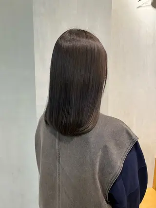 セミロング aldente所属・牧下 晴香のヘアスタイル