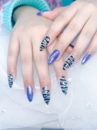 ネイル VIERU YURIのネイルデザイン