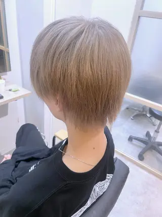 ミディアム カラー メンズ EMANON新宿南口所属・ケアブリーチ×艶カラ ー️🫧Shioriのヘアスタイル