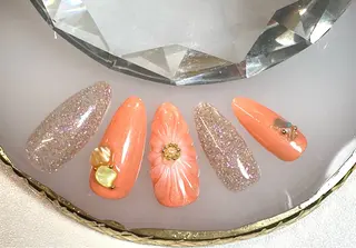 ネイル Nailist Erikaのネイルデザイン