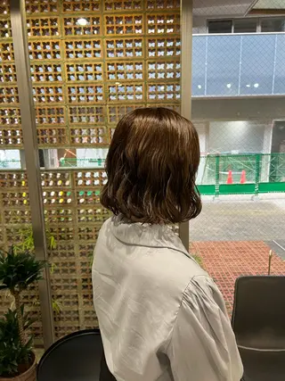 ミディアム カラー パーマ ボブパーマコテ巻き風 パーマNo1深江秀平のヘアスタイル