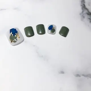 ネイル 🌞💜 KAORI 🌴のネイルデザイン