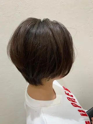 ショート カラー 樋渡 侑希のヘアスタイル