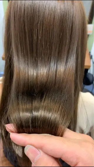 ロング カラー ブリーチ毛に縮毛矯正 ✨カラー✨山田 正幸のヘアスタイル