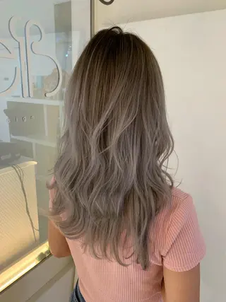 カラー 渡辺 健太のヘアスタイル