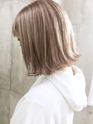 ショート Trip 大名🌟 ブリーチなしカラーのヘアスタイル