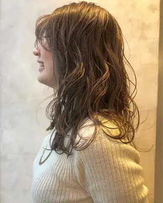 セミロング カラー 圧倒的透明感カラー nana🦕のヘアスタイル