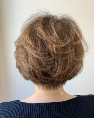 ショート カラー パーマ ヘアアレンジ メンズ キッズ ネイル マツエク・マツパ 川上 有香のヘアスタイル