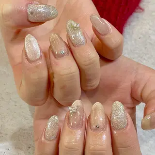 ネイル LUNI（シェアサロンHeartSpace内）所属・LUNI 久屋大通 ˚✧₊⁎/ yuriのネイルデザイン