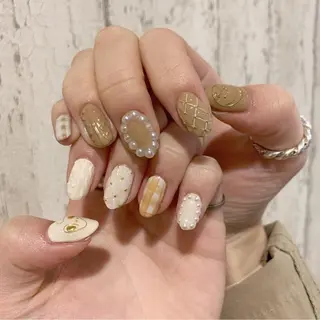 ネイル ヤマダ サクラのヘアスタイル