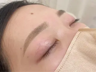 アイブロウ Norn所属・樋口 有紗のマツエク・マツパデザイン