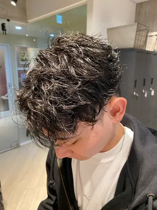 パーマ メンズ 吉川 慶斗のヘアスタイル